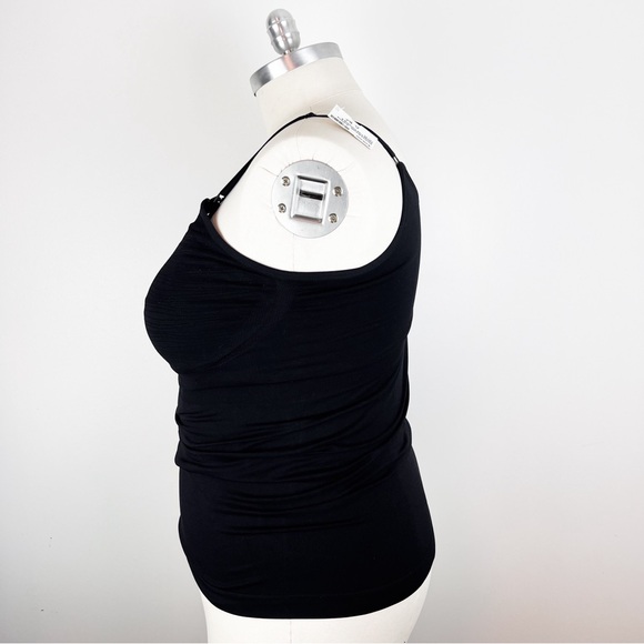 KB • Sublime Hands Free Pumping & Nursing Tank - Picture 4 of 11